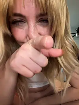 rileylovesyou Chat XXX in diretta