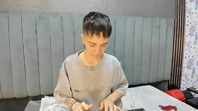 XXX chat uživo modela _Hannah_Hot