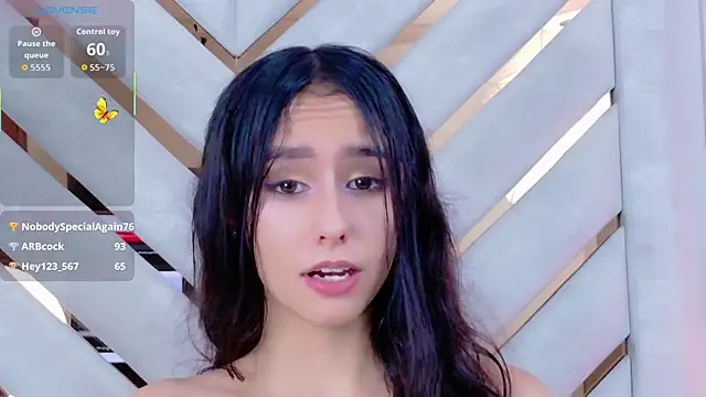 Sarah-Grace's Live XXX Chat