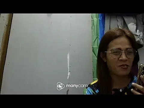 juicycum069's Live XXX Chat