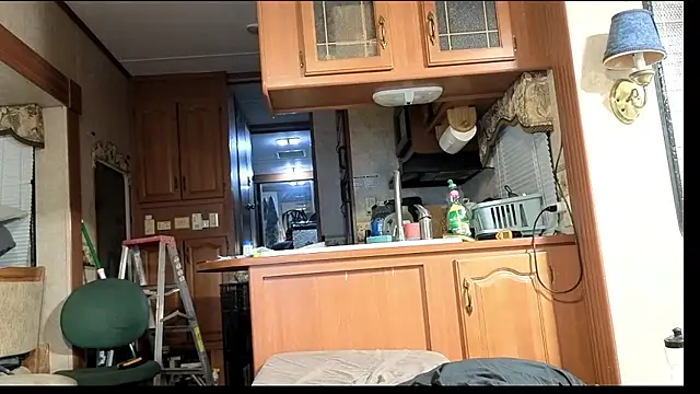 Clouds_4play's Live XXX Chat