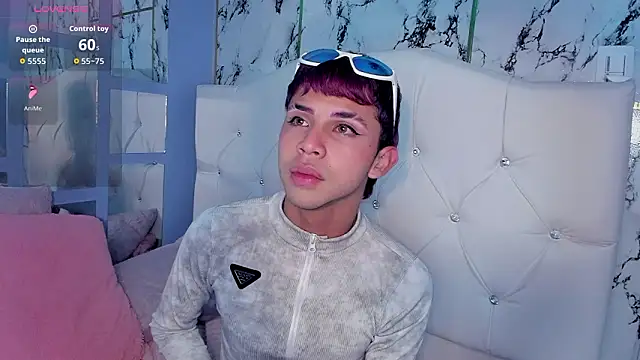 Prince_Apolo's Live XXX Chat