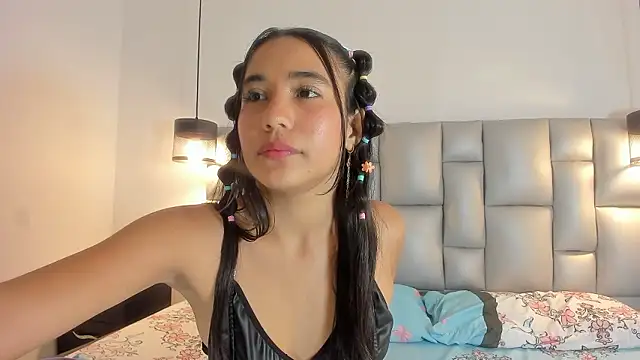 YadriHill Chat XXX in diretta