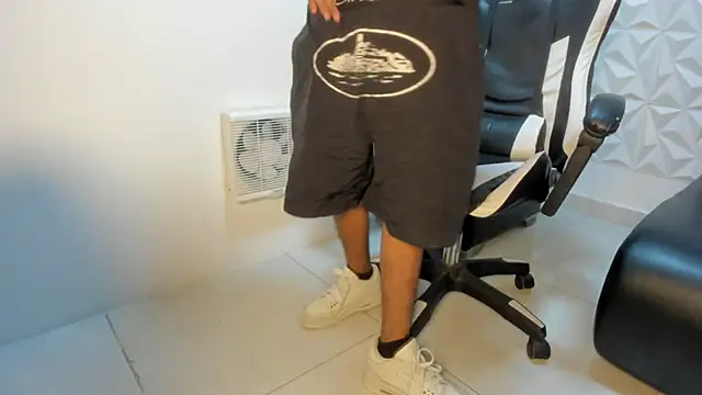 Alluringangel23's Live XXX Chat