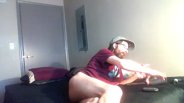 Bottomslut4tops84's Webcam Show