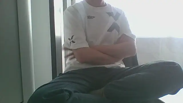 nole_china7: διαδικτυακό σόου στην κάμερα