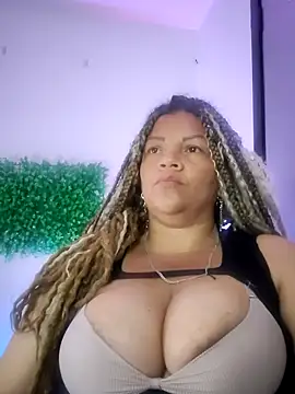 Eva_Luxei Chat XXX in diretta