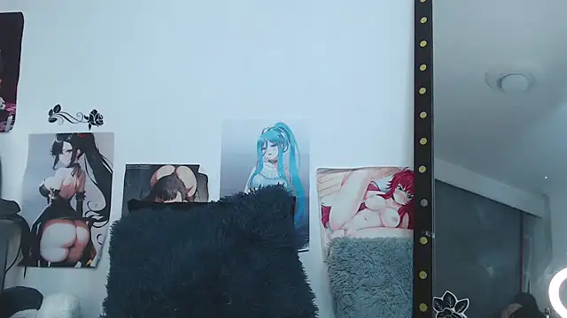 XXX chat uživo modela Evelyn_Sheeran