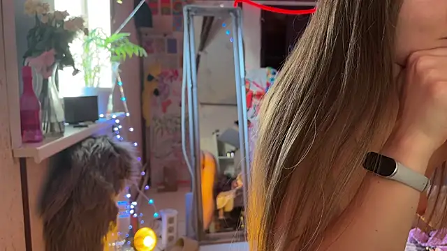 XXX chat uživo modela altertyan