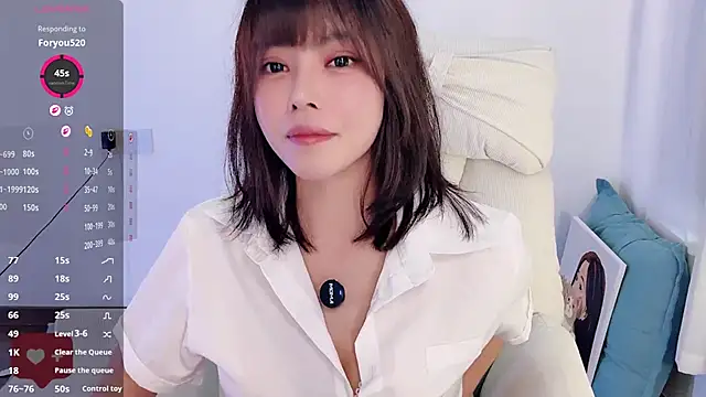 peachy_kiss Adlı Modelin Canlı XXX Sohbeti