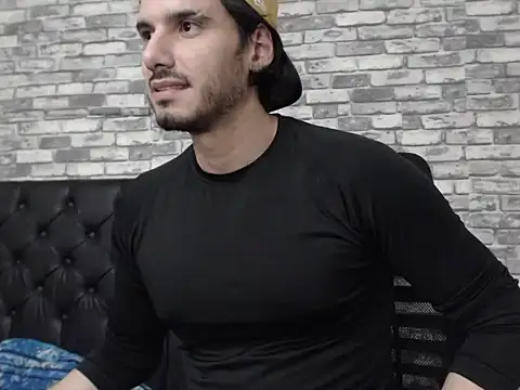 MrTyler667 – webcam-show