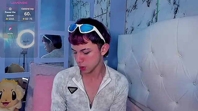 Prince_Apolo's Live XXX Chat