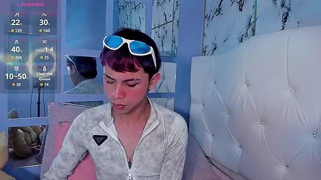 Prince_Apolo Adlı Modelin Canlı XXX Sohbeti