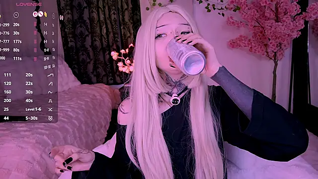 Lein_Bone live XXX chat