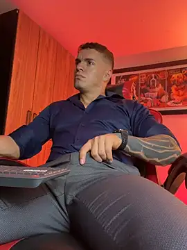 ALPHA_DOMINUS_ 即時 XXX 聊天