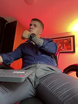 ALPHA_DOMINUS_'s Live XXX Chat