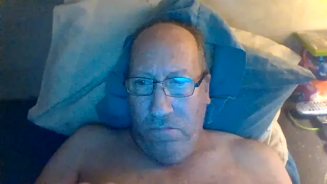 hornyrich69's Live XXX Chat