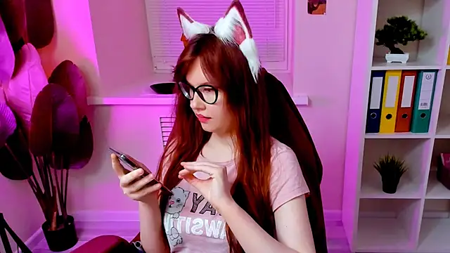 CarolGiggly's Live XXX Chat