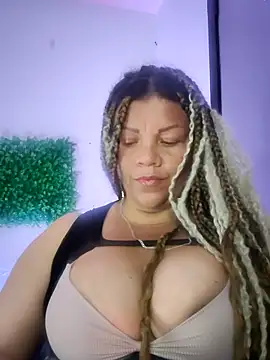 Eva_Luxei Chat XXX in diretta