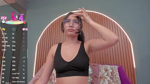 Chat XXX ao vivo de NayeCloud