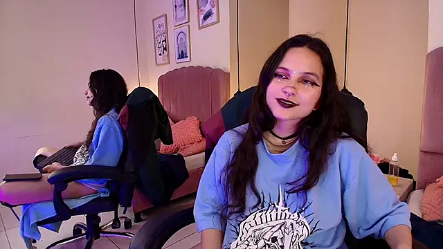 Hanabie_ élő XXX-chatje