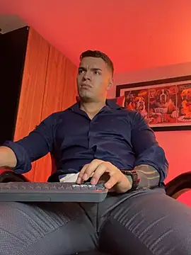 ALPHA_DOMINUS_ Chat XXX live