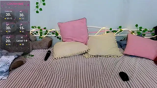 kuro_mimi's Live XXX Chat