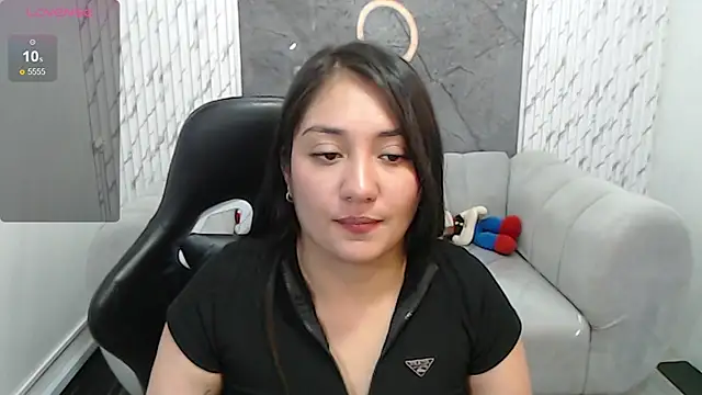 Ivony18_b's Live XXX Chat