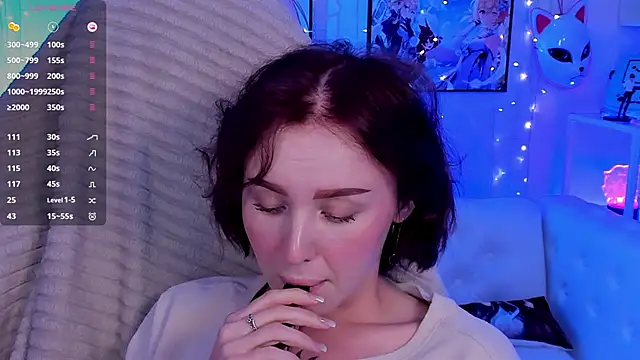 LianaFord's Live XXX Chat