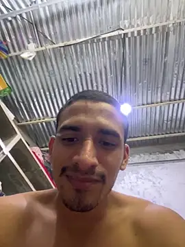 ikaro21: онлайн-секс-чат