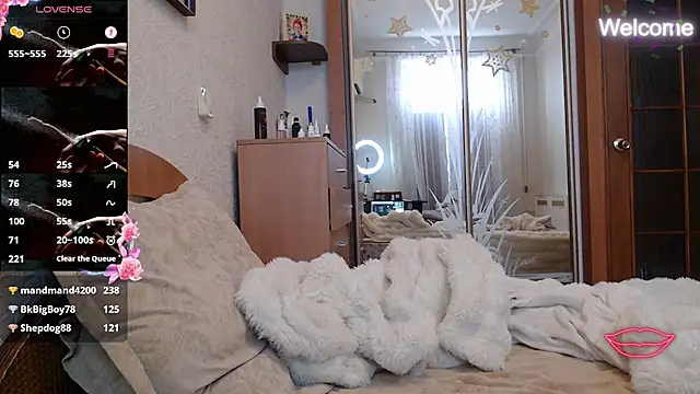 Онлайн чат XXX Yevgeshka-Milashka