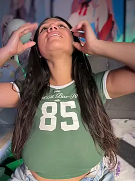 Im_Little's Live XXX Chat