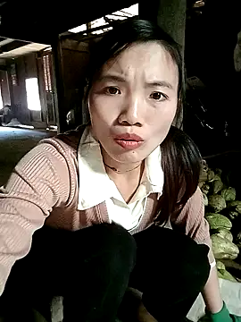 ngan-cute's Live XXX Chat