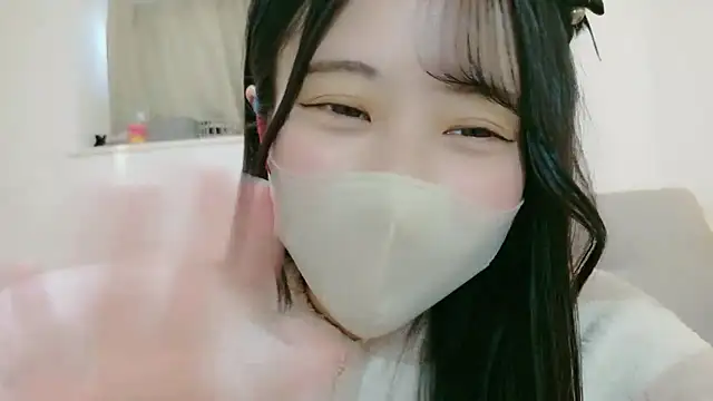 mia_mia_nyan Adlı Modelin Canlı XXX Sohbeti