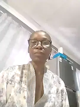 NaughtyCouga's Live XXX Chat