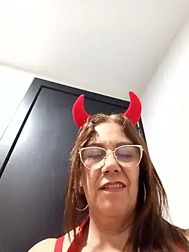 Онлайн чат XXX Cleo0303