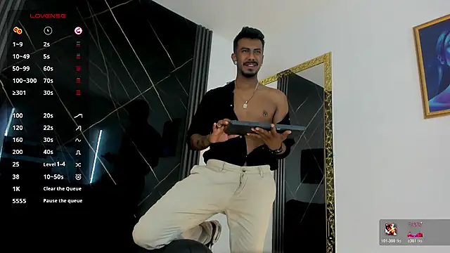 Latinmoster_boss Adlı Modelin Canlı XXX Sohbeti