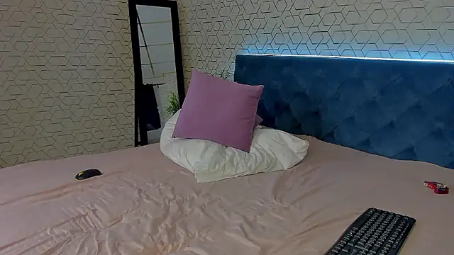 Онлайн чат XXX desiree_doll