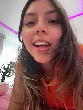 MissBecka_ Adlı Modelin Canlı XXX Sohbeti