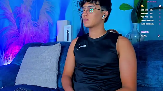 XXX chat uživo modela Leo_Savage_