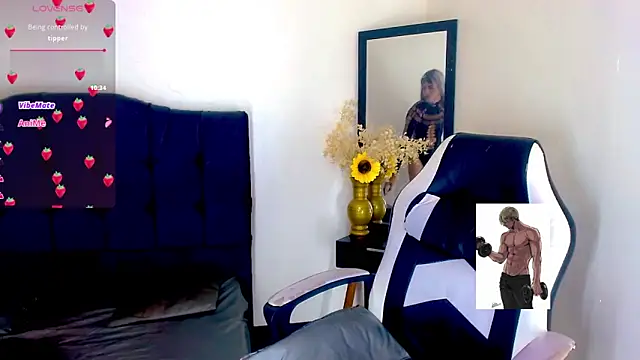 Show modela Tifany_Velanyer na web-kameri