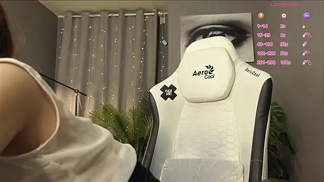 Megany 现场XXX聊天