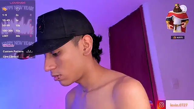 TARS_'s Live XXX Chat