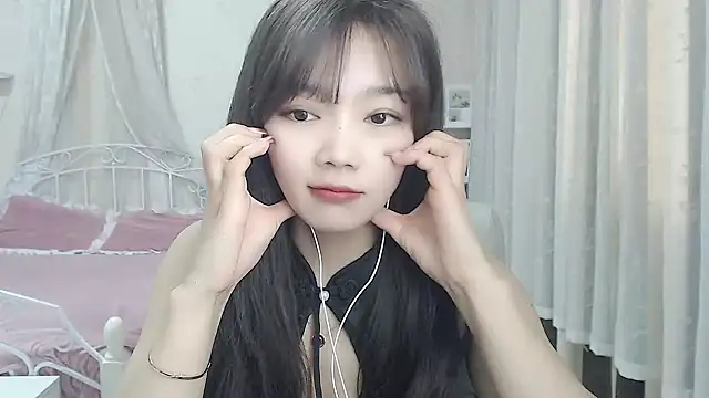 Romy-sweet élő XXX-chatje