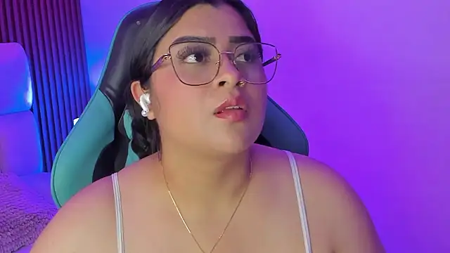 Emilyboobss Obrolan Langsung XXX