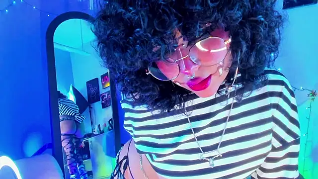 kuromi69 现场XXX聊天