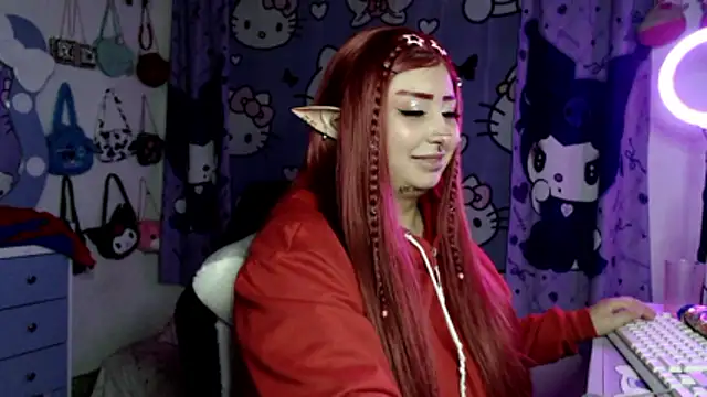 lussyevans24 现场XXX聊天