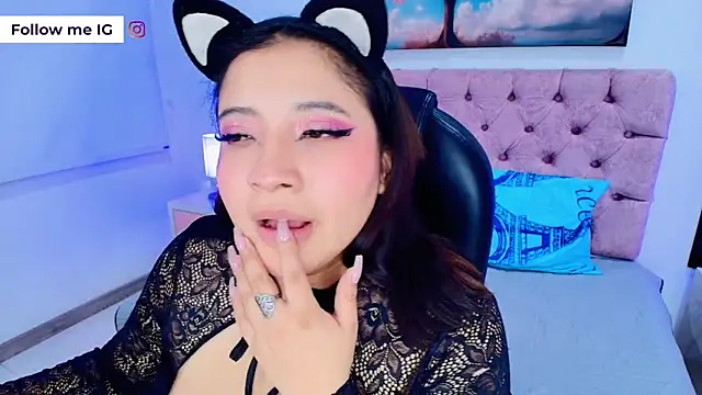 Emma_monserrat 现场XXX聊天