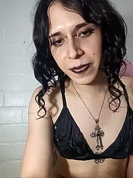 LetiTrans' Live XXX Chat