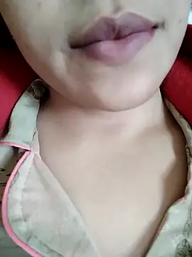 Anki-doll élő XXX-chatje